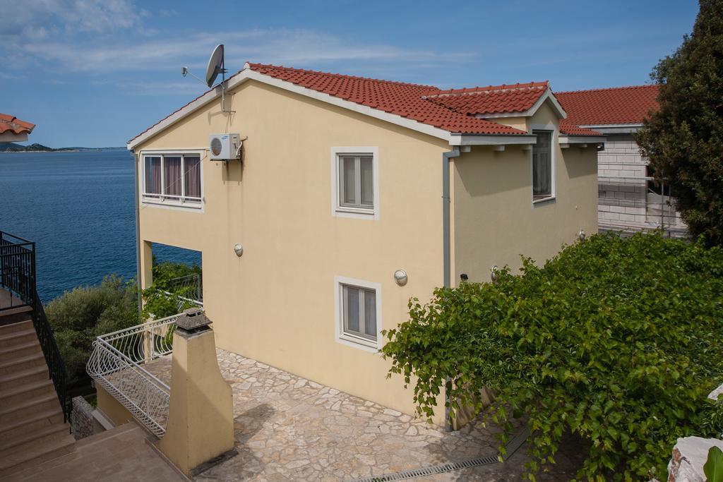 Vesna Private Villa Donji Okrug (Ciovo)
